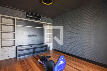 Sala de tv de apartamento à venda com 4 quartos, 425m² em Jardim Fonte do Morumbi, São Paulo