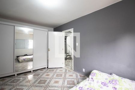 Quarto 1 de casa para alugar com 3 quartos, 224m² em Km 18, Osasco