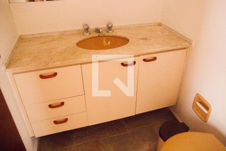 Lavabo de apartamento para alugar com 2 quartos, 92m² em Santa Cecilia, São Paulo