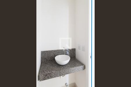 Lavabo de casa à venda com 3 quartos, 133m² em Ipanema, Porto Alegre