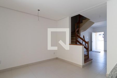 Cozinha de casa à venda com 3 quartos, 133m² em Ipanema, Porto Alegre