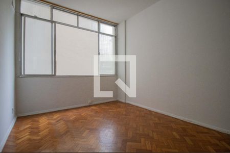 Sala/Quarto de kitnet/studio à venda com 1 quarto, 35m² em Copacabana, Rio de Janeiro