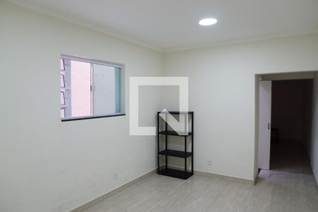 Casa à venda com 4 quartos, 100m² em Vila Roque, São Paulo