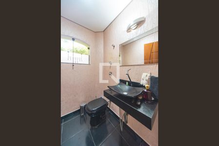 Lavabo de casa para alugar com 5 quartos, 320m² em Jardim Bela Vista, Santo André