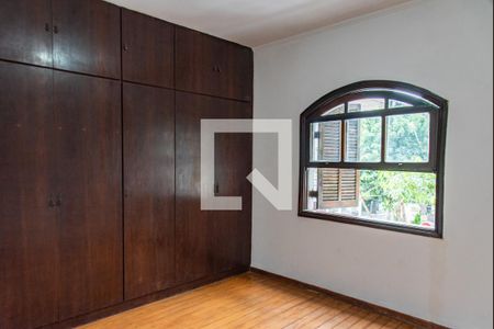 Quarto 1 de casa para alugar com 2 quartos, 80m² em Cambuci, São Paulo