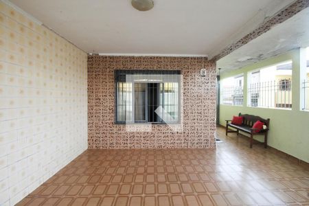 Casa à venda com 100m², 4 quartos e 2 vagas Casa à venda com 100m², 4 quartos e 2 vagasGaragem