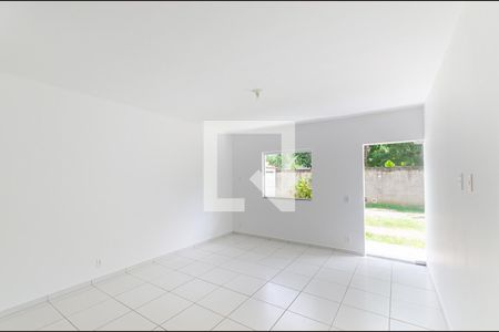 SALA de kitnet/studio para alugar com 1 quarto, 28m² em Mata Paca, Niterói