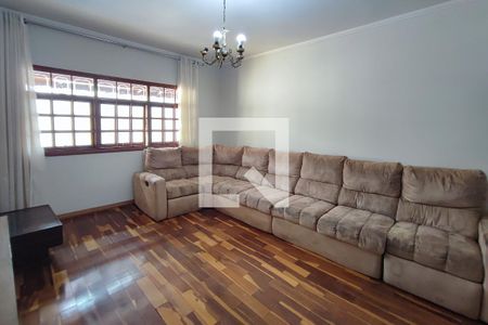 Sala de Estar de casa para alugar com 3 quartos, 200m² em Jardim Anton Von Zuben, Campinas