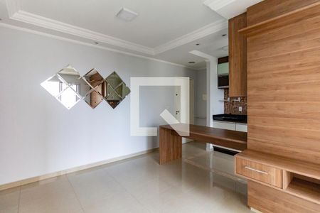 Sala de casa de condomínio à venda com 2 quartos, 62m² em Vila Liviero, São Paulo