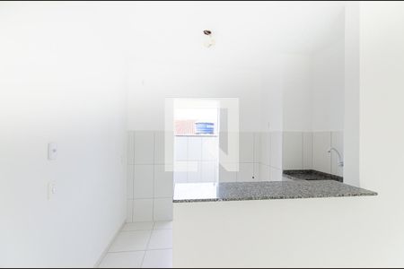 Cozinha de kitnet/studio para alugar com 1 quarto, 28m² em Mata Paca, Niterói