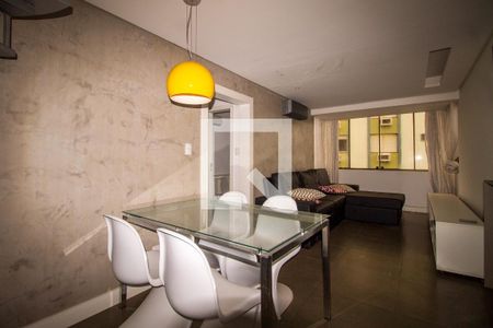 Apartamento à venda com 132m², 2 quartos e 2 vagasSala