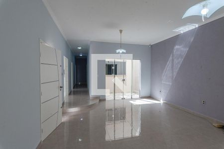 Sala de casa para alugar com 3 quartos, 245m² em Parque Jambeiro, Campinas