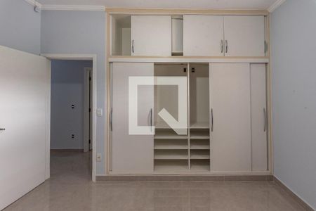 Quarto 1 - Armários de casa para alugar com 3 quartos, 245m² em Parque Jambeiro, Campinas