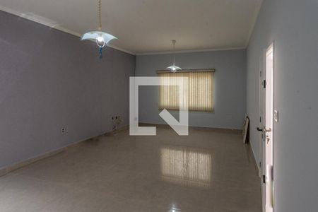 Sala de casa para alugar com 3 quartos, 245m² em Parque Jambeiro, Campinas