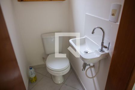 Lavabo de casa de condomínio para alugar com 2 quartos, 90m² em Vila Floresta, Santo André