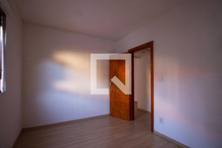 Quarto 2 de apartamento para alugar com 2 quartos, 50m² em Santa Tereza, Porto Alegre