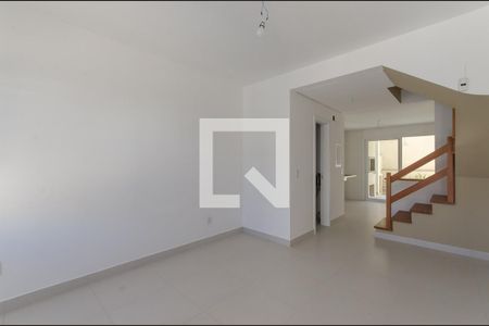 Sala de casa à venda com 3 quartos, 110m² em Ipanema, Porto Alegre