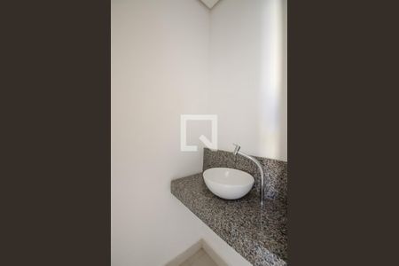 Lavabo de casa à venda com 3 quartos, 110m² em Ipanema, Porto Alegre