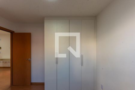 Quarto 1 de apartamento à venda com 2 quartos, 40m² em Jardim Esmeraldina, Campinas