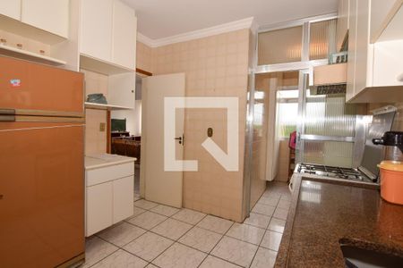 Apartamento para alugar com 112m², 2 quartos e 1 vaga Apartamento para alugar com 112m², 2 quartos e 1 vagaCozinha
