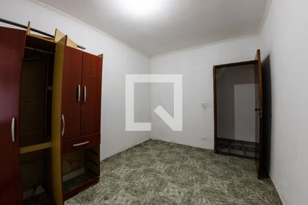 Casa à venda com 4 quartos, 160m² em Vila Antonieta, São Paulo