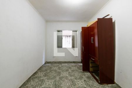 Casa à venda com 4 quartos, 160m² em Vila Antonieta, São Paulo