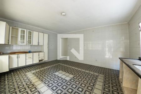 Casa à venda com 4 quartos, 160m² em Vila Antonieta, São Paulo