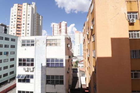 Vista da sala de apartamento para alugar com 2 quartos, 56m² em Setor Central, Goiânia