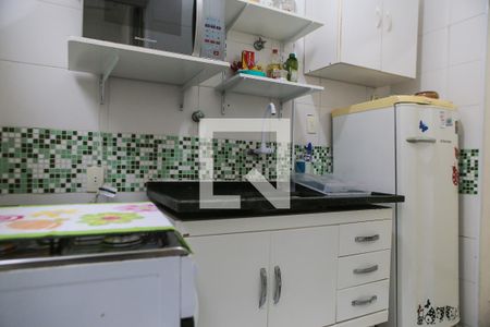 Cozinha de kitnet/studio para alugar com 1 quarto, 45m² em Aparecida, Santos