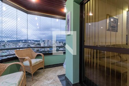 Varanda da Sala de apartamento à venda com 4 quartos, 220m² em Vila Albertina, São Paulo