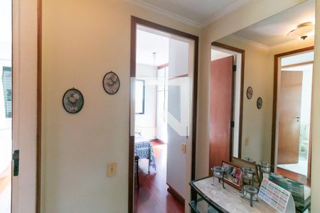 Corredor de apartamento à venda com 3 quartos, 81m² em Vila Clementino, São Paulo