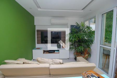 Sala de Estar de apartamento para alugar com 2 quartos, 106m² em Humaitá, Rio de Janeiro