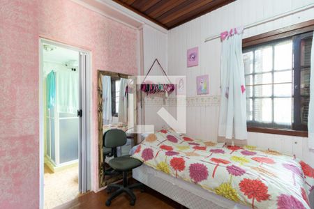 Quarto 2 de casa à venda com 2 quartos, 120m² em Cristal, Porto Alegre