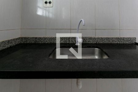 Cozinha de casa para alugar com 1 quarto, 45m² em Céu Azul, Belo Horizonte