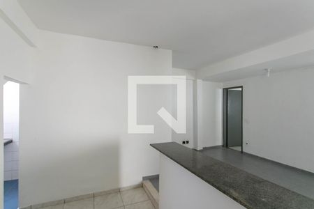 Cozinha de casa para alugar com 1 quarto, 45m² em Céu Azul, Belo Horizonte