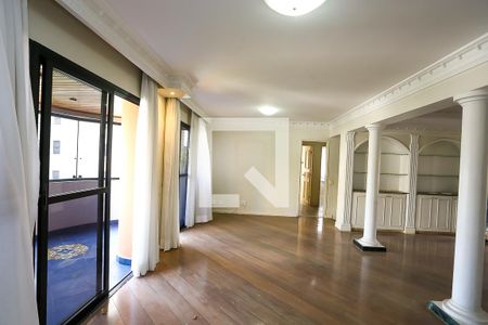 Sala 1 de apartamento para alugar com 3 quartos, 360m² em Lar São Paulo, São Paulo