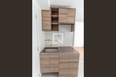 Cozinha de kitnet/studio para alugar com 1 quarto, 28m² em Água Branca, São Paulo