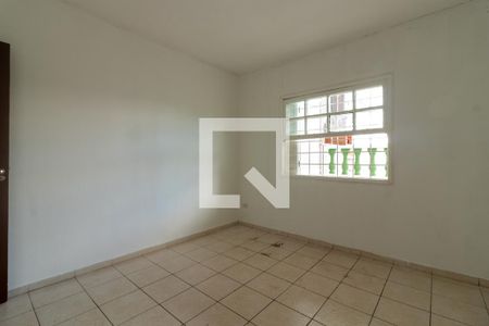 Quarto 2 de casa para alugar com 2 quartos, 170m² em Chácara Canta Galo, Cotia