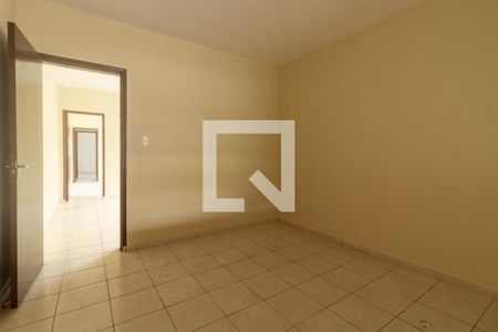 Quarto 1 de casa para alugar com 2 quartos, 170m² em Chácara Canta Galo, Cotia