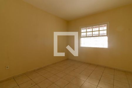 Quarto 1 de casa para alugar com 2 quartos, 170m² em Chácara Canta Galo, Cotia