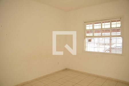 Sala de casa de condomínio para alugar com 2 quartos, 170m² em Chácara Canta Galo, Cotia