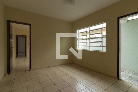 Sala de casa para alugar com 2 quartos, 170m² em Chácara Canta Galo, Cotia