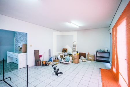 Casa à venda com 3 quartos, 303m² em Centro, Santo André