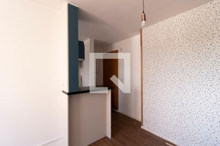 Sala de Estar / Entrada de apartamento para alugar com 2 quartos, 42m² em Jardim Iris, São Paulo