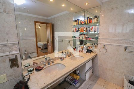 Casa à venda com 520m², 5 quartos e 7 vagas Casa à venda com 520m², 5 quartos e 7 vagasSuite 1