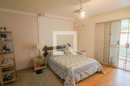 Casa à venda com 520m², 5 quartos e 7 vagas Casa à venda com 520m², 5 quartos e 7 vagasSuite 1