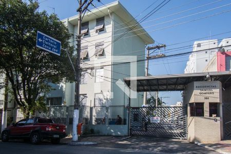 Apartamento à venda com 67m², 2 quartos e 1 vaga Apartamento à venda com 67m², 2 quartos e 1 vagaFachada