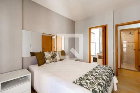 Suite de apartamento para alugar com 2 quartos, 142m² em Planalto Paulista, São Paulo