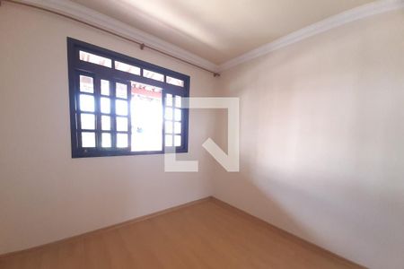 Sala de casa para alugar com 3 quartos, 240m² em Céu Azul, Belo Horizonte