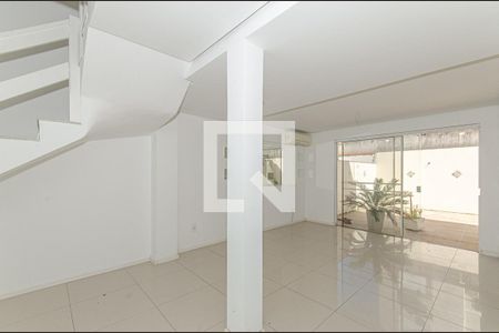 Sala de Jantar de casa à venda com 3 quartos, 185m² em Hípica, Porto Alegre